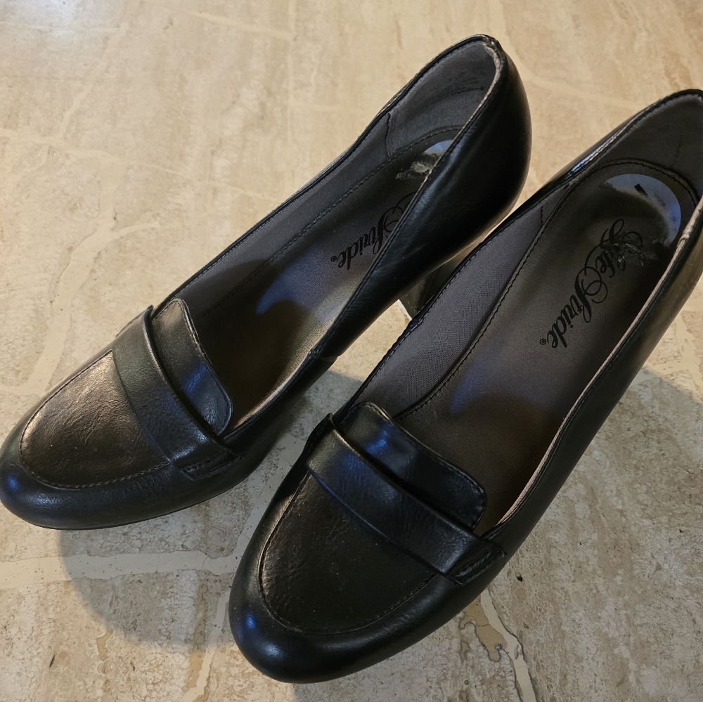 Life Stride Pumps